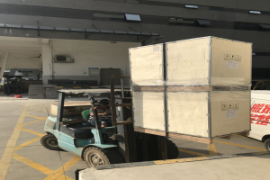 广州爱申特科技股份有限公司按时交付客户大功率智能充电机近20